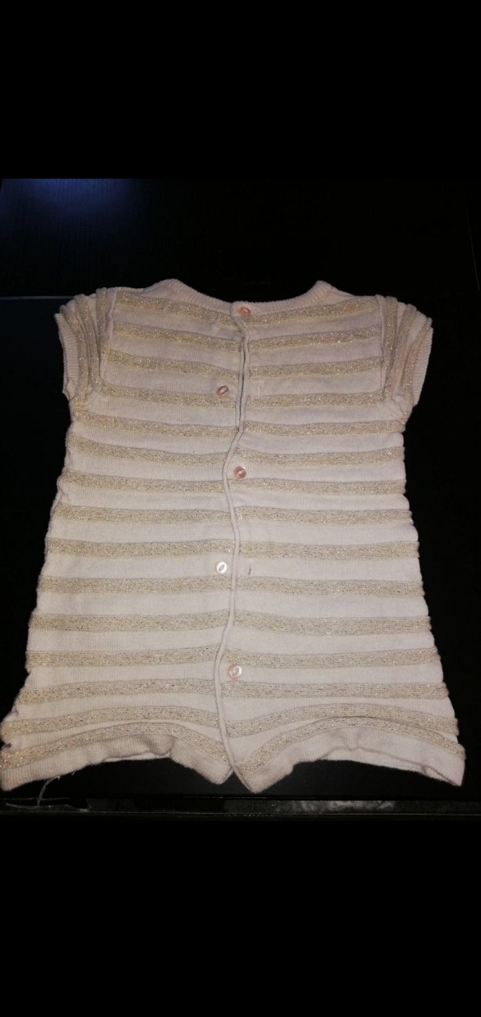 Robe style laine
Rose clair rayé doré
6 mois fille
Kitchoun - photo numéro 4