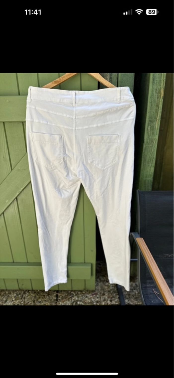Pantalon blanc - photo numéro 3