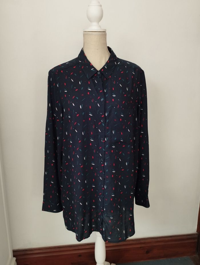 Chemise longue fluide - Kiabi - T.44 - Neuve - photo numéro 1