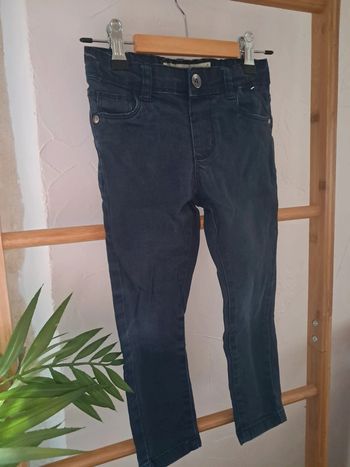 Jeans skinny bleu marine 4 ans tbe