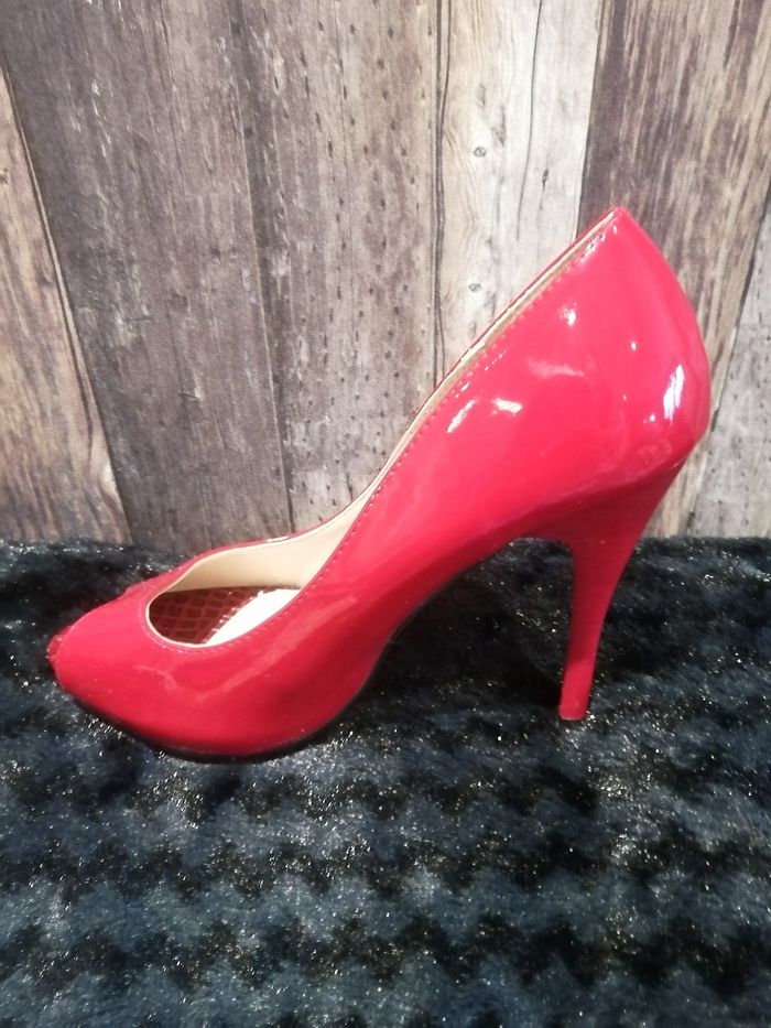Chaussures talons - photo numéro 2