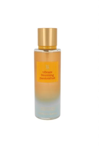 Brume vibrant blooming passion fruit
