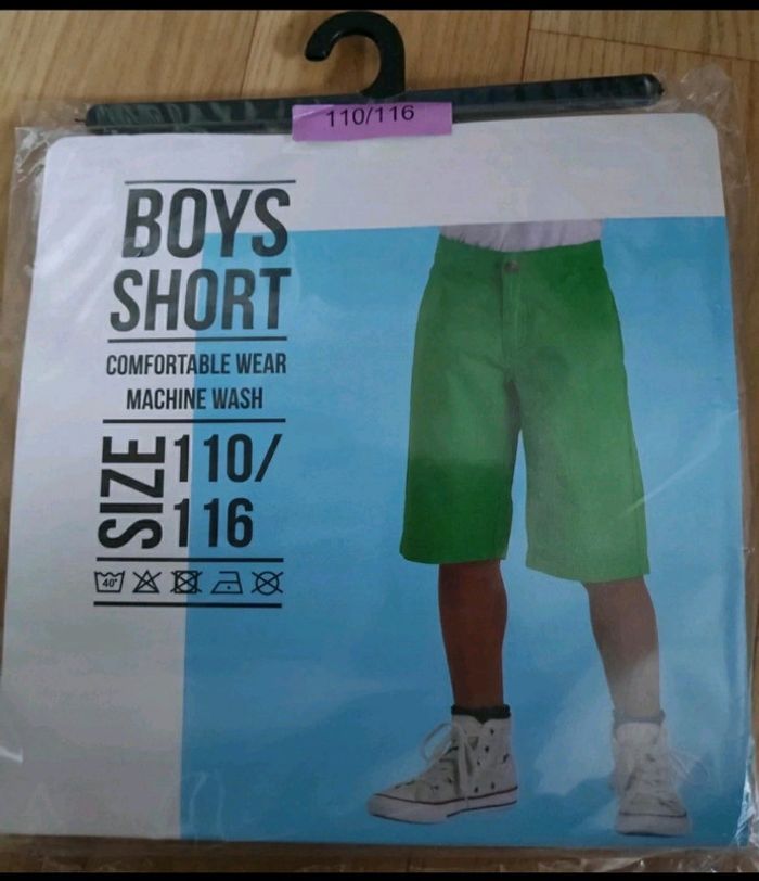 Short vert - photo numéro 2