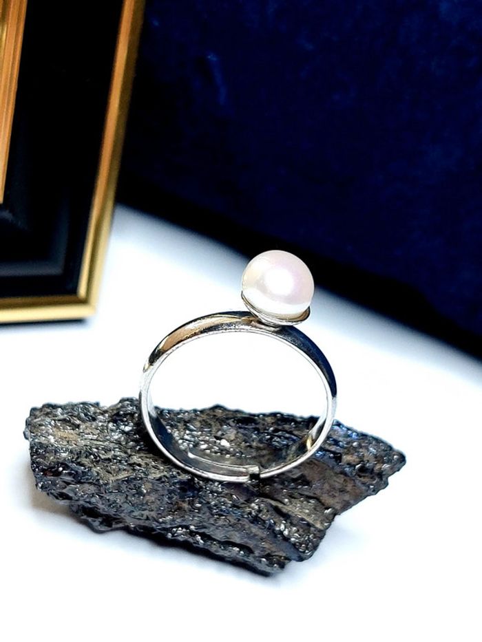 Magnifique bague vintage Yves rocher ajustable perle nacrée