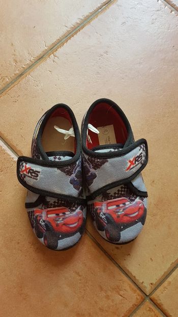 Chaussons cars taille 26