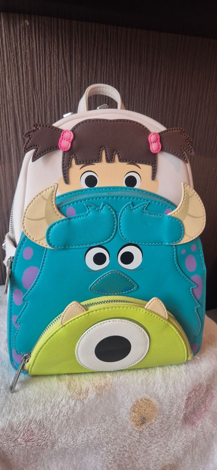 Loungefly monstres et cie