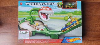 Circuit mario kart hotwheels