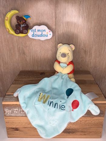 DY194 doudou ours 🐻 winnie disney