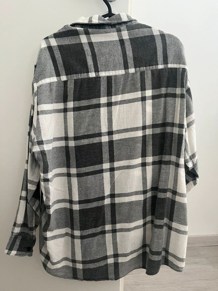 Chemise ou sur chemise à carreaux - photo numéro 2