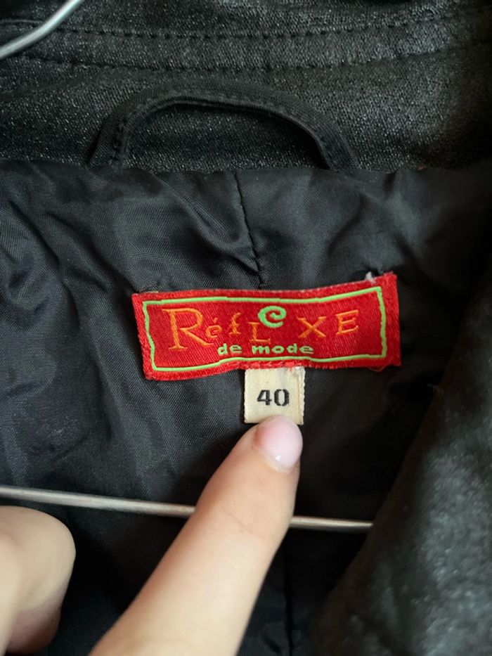 Manteau femme noir, pailleté, ceinture, bouton 2 poches TBE taille 40 Réflexe - photo numéro 3