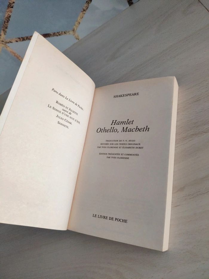 Livre poche Hamlet Othello Macbeth Shakespeare - photo numéro 7