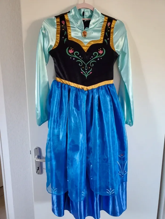Robe anna avec cape 11/12 ans - photo numéro 2