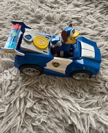 Véhicule Police pat patrouille et figurine Chase