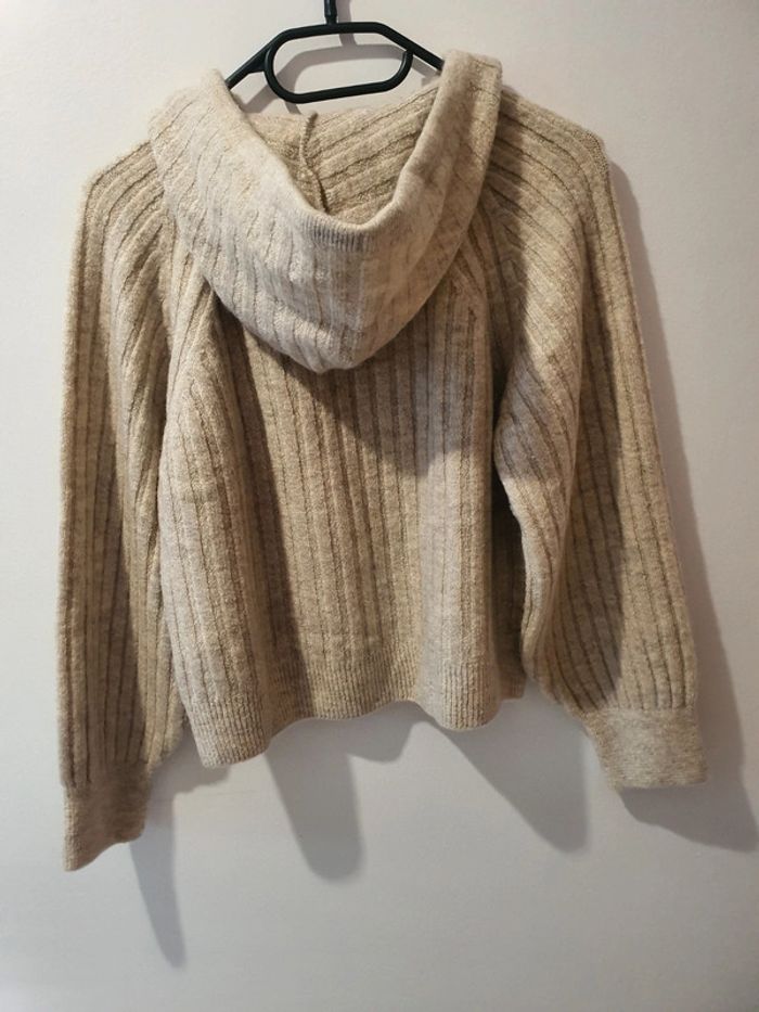 Pull court kiabi Taille s en excellent état - photo numéro 2