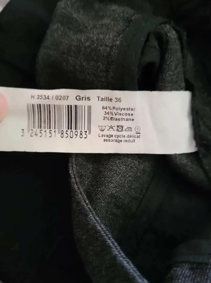 Pantalon  à  Pince Femme Taille 36 noir parfait état - photo numéro 6