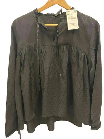 Magnifique blouse Zara taille M neuve