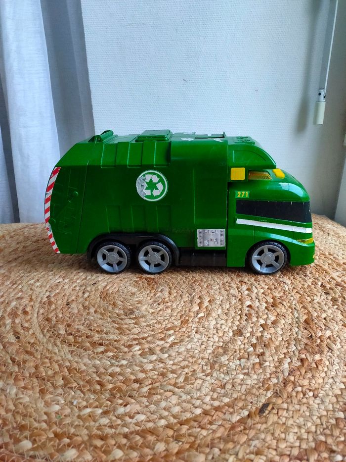 Camion poubelle sonore - photo numéro 5