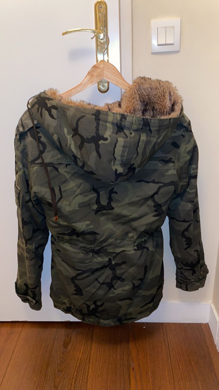 Veste militaire avec fourrure - photo numéro 2