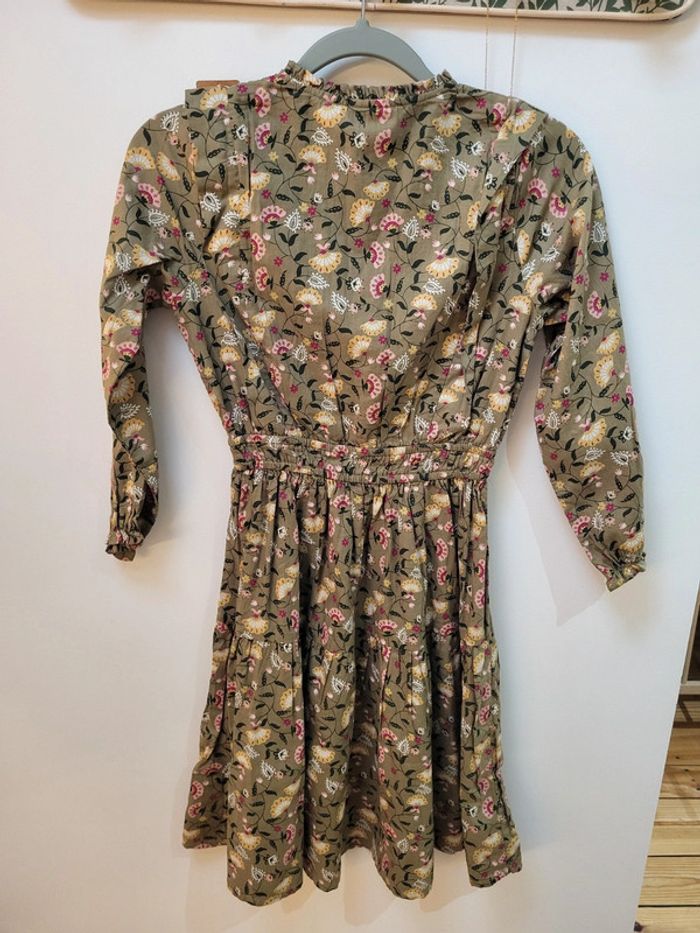 Robe avec manches longues 8 ans - photo numéro 3