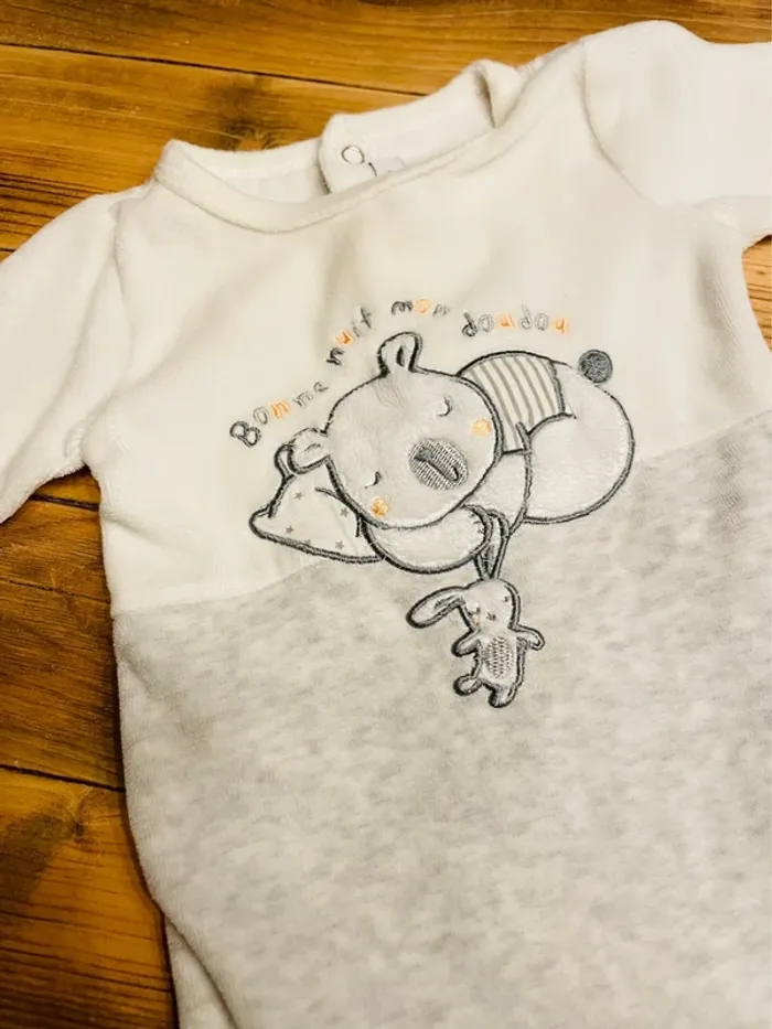 Pyjama en velours blanc et gris 3 mois - photo numéro 2