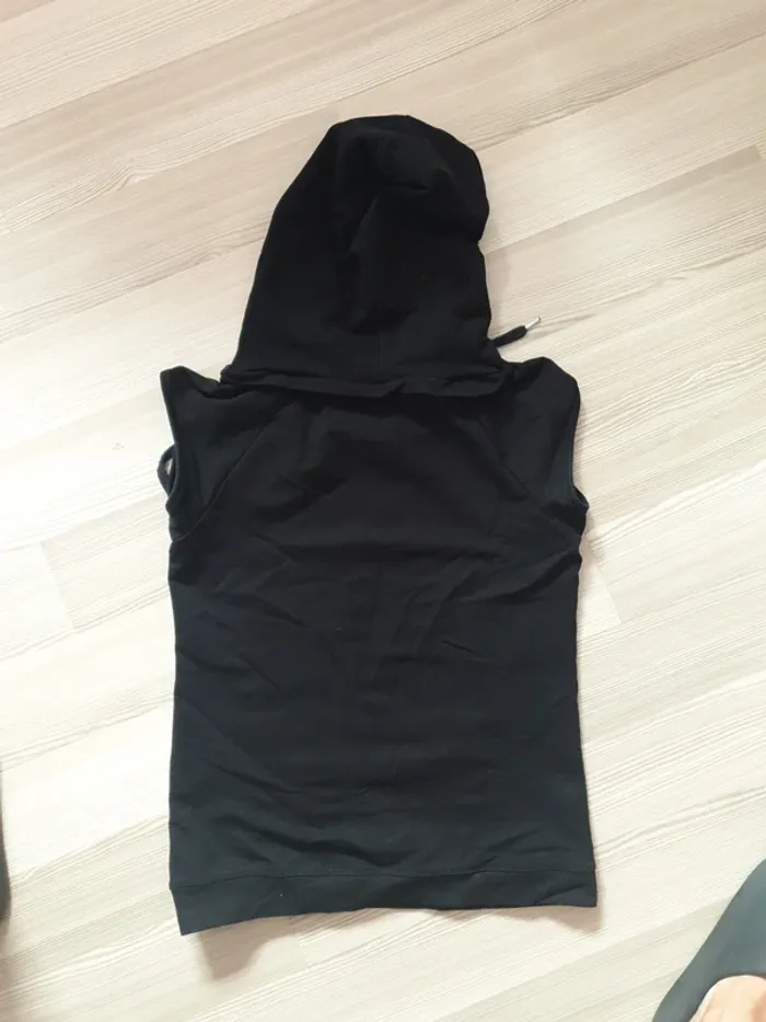 Haut sans manches capuches S - photo numéro 4