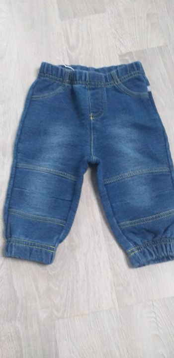 Jeans liegelind
