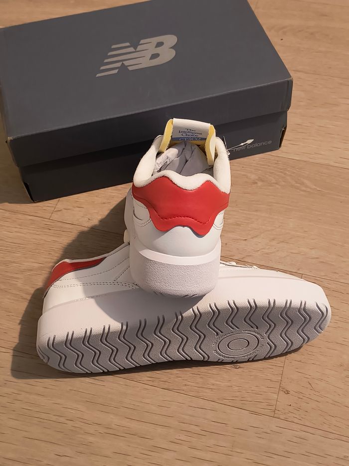 Chaussures plateforme New Balance taille 40.5 neuves - photo numéro 7