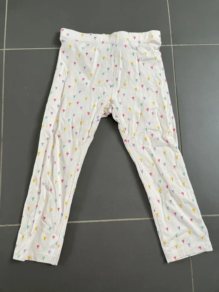 Pantacourt legging 3/4 en très bon état 10 ans