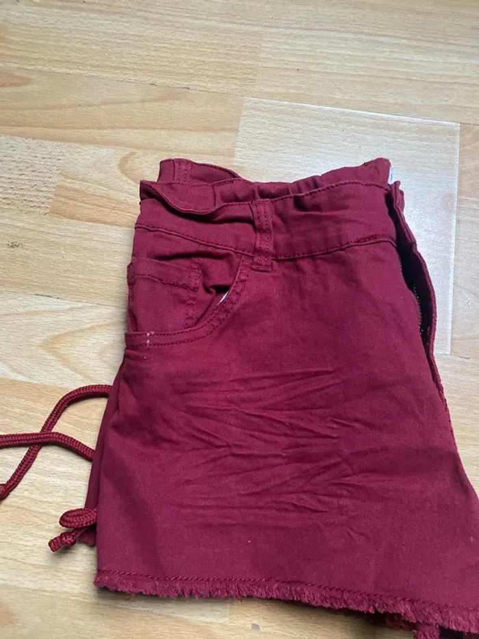Short bordeaux - photo numéro 4
