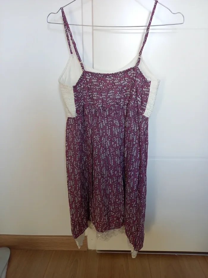 Robe /Débardeur long blanc/violet avec fleurs - photo numéro 2
