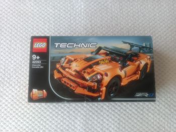 Légo Technic Chevrolet Corvette ZR1 - 42093 complet