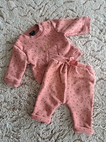 Ensemble Kiabi neuf taille 1 mois