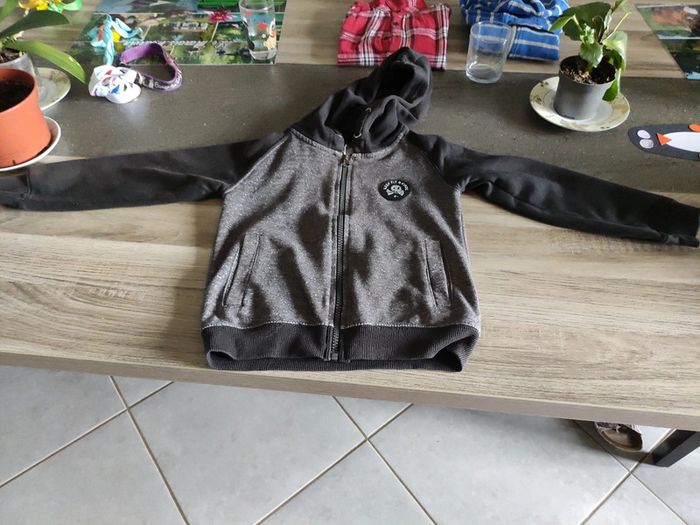Gilet zippé 6 ans