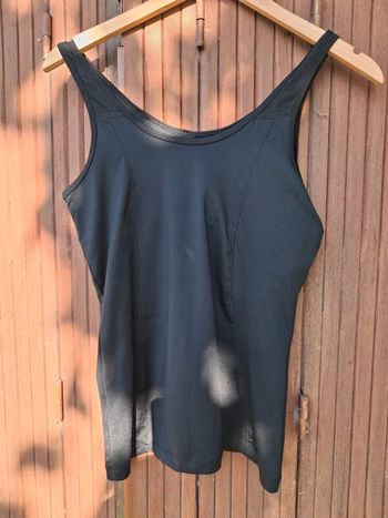 Débardeur de sport brassière incorporé