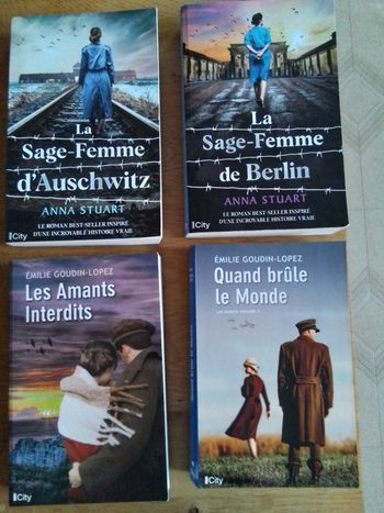 Lot de 2 livres. TOME 1 ET TOME 2..