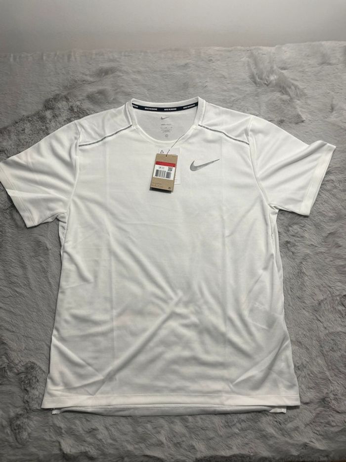 T-shirt Nike running Dri-fit blanc - Taille L - photo numéro 2