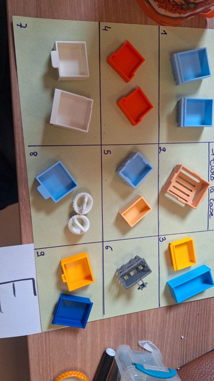 Playmobil lot caisse et paniers