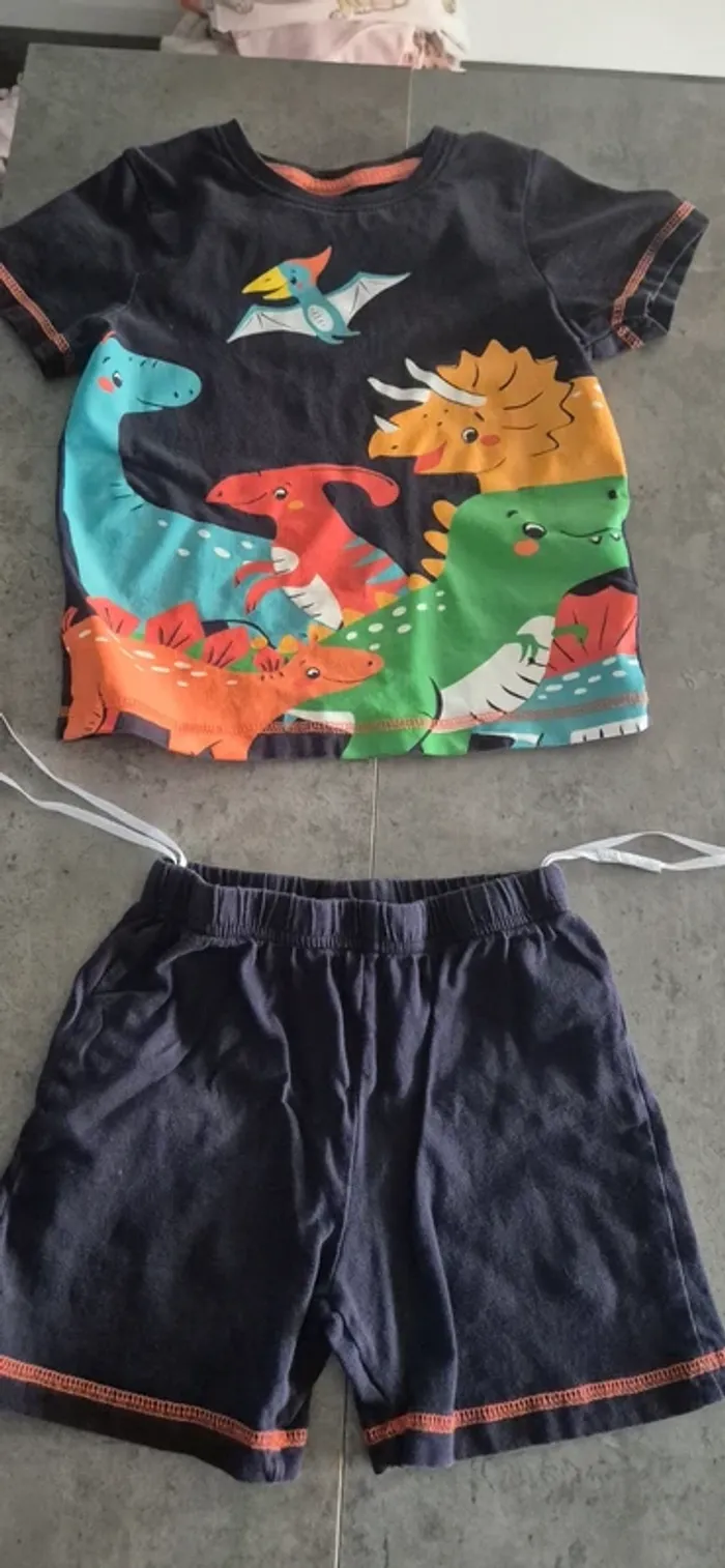 Pyjama garcon deux pièces dinosaures
