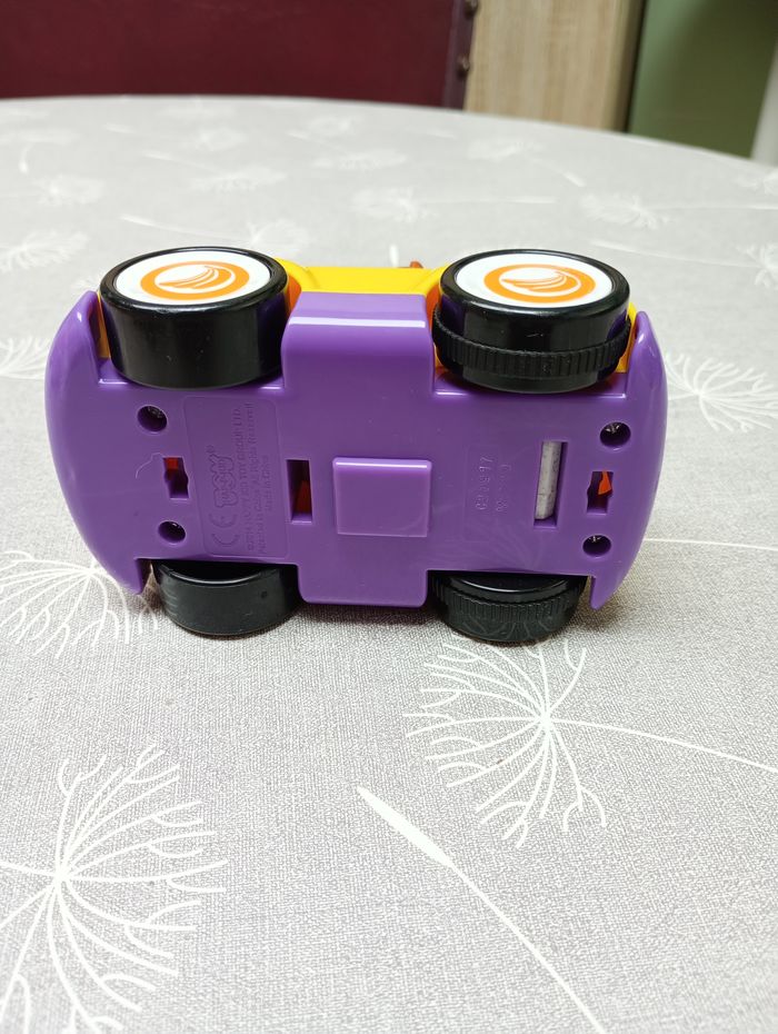 Voiture push and go - photo numéro 4