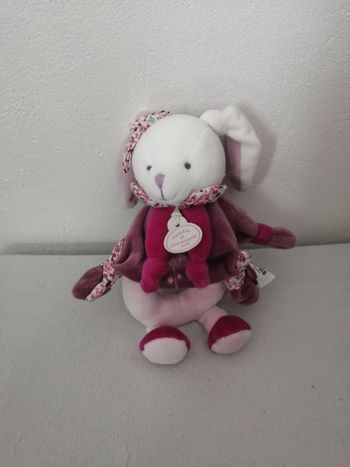 hochet peluche lapin