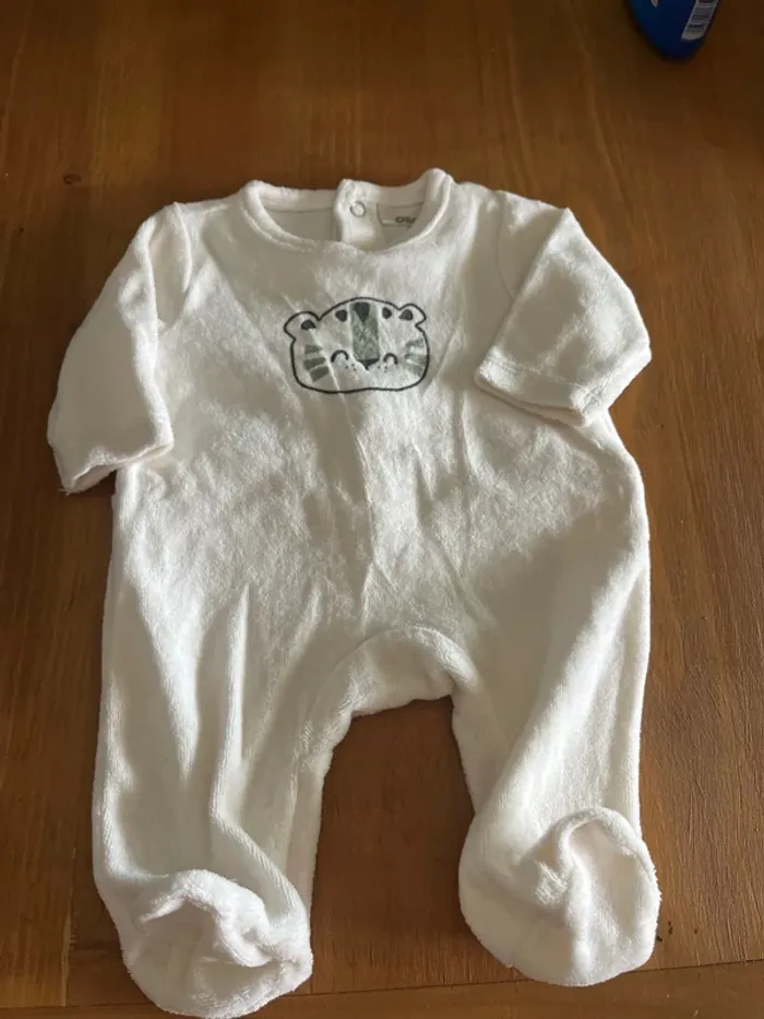 Pyjama grenouillère velours naissance