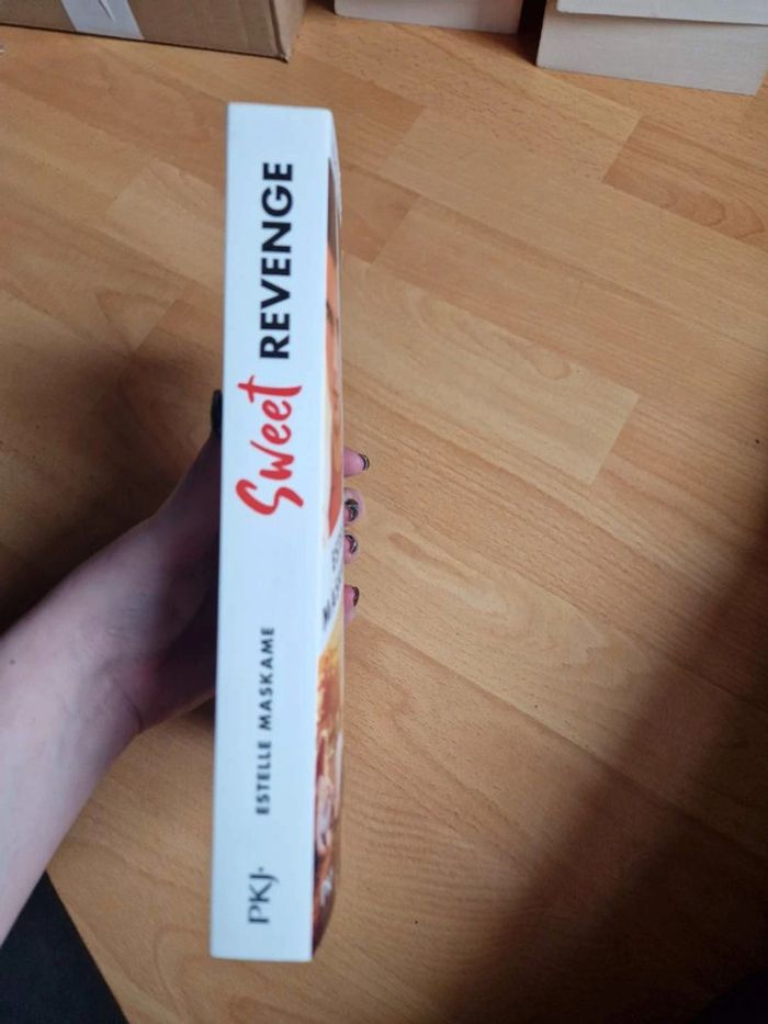Livre" Sweet Revenge " d'Estelle Maskame - photo numéro 2
