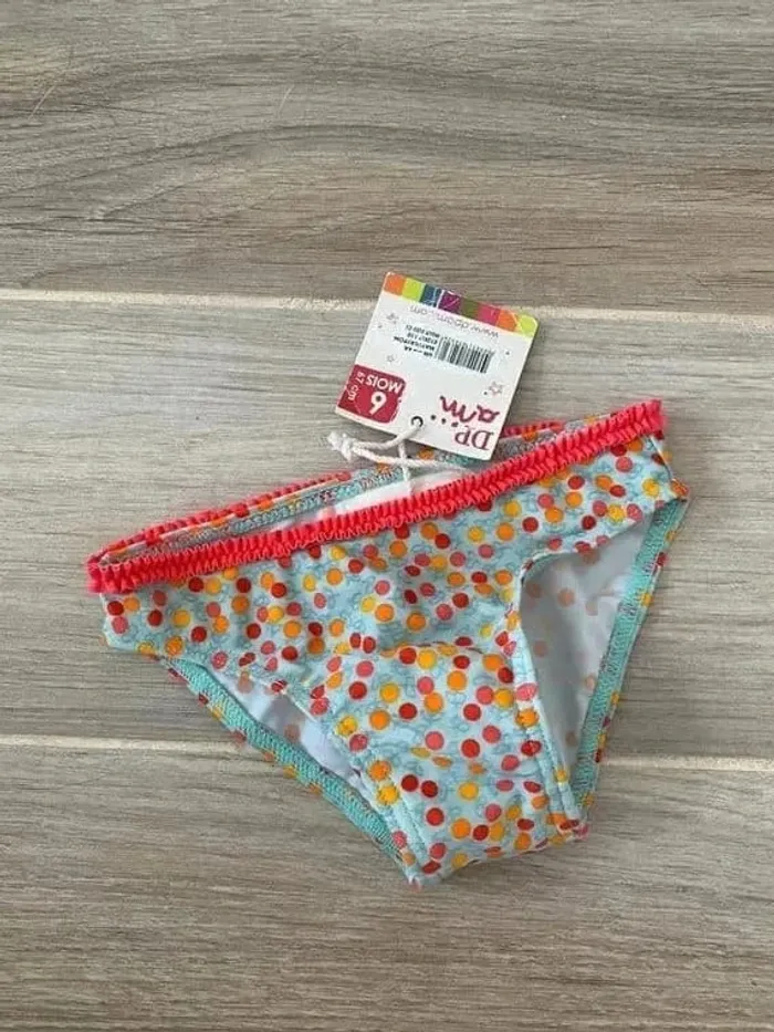 culotte maillot de bain bébé 6 mois neuf avec étiquette bleu ciel a pois DPAM
