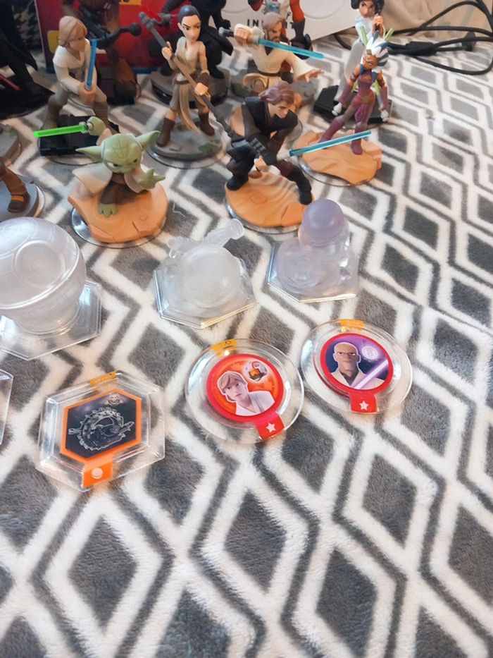 Lot de figurine infinity star wars plus le socle et le jeu sur ps4 - photo numéro 6