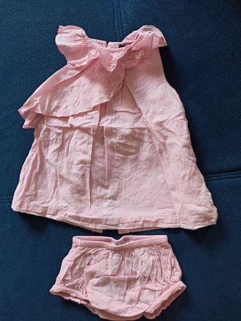 Robe rose sergent major