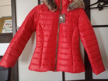 Doudoune rouge neuve taille s