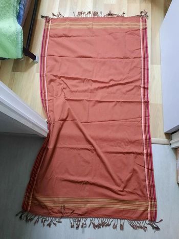 Chemin de table à franges