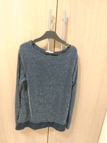 Magnifique Haut bleu brillant