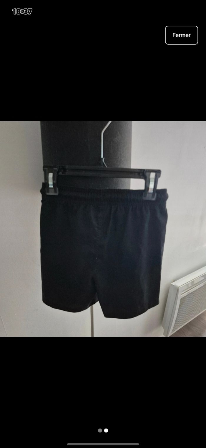 Short noir garçon 122-128cm - photo numéro 2