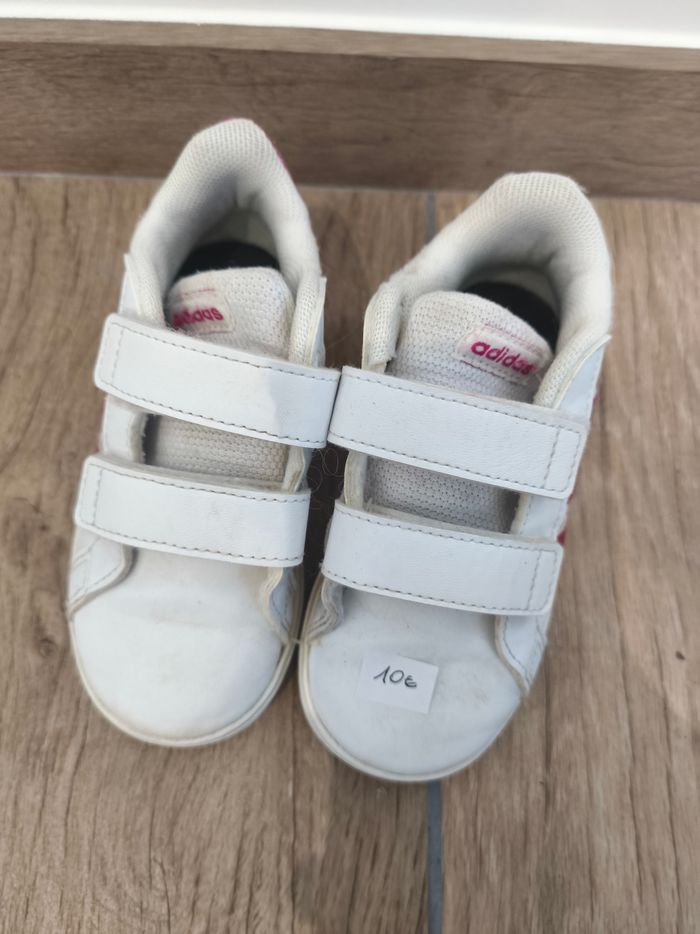 Basket adidas 24